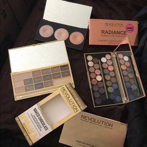 3 Revolution Makeup Palettes